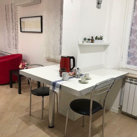 Temporary House Vicolo Colombina Apartment Bologna Luaran gambar