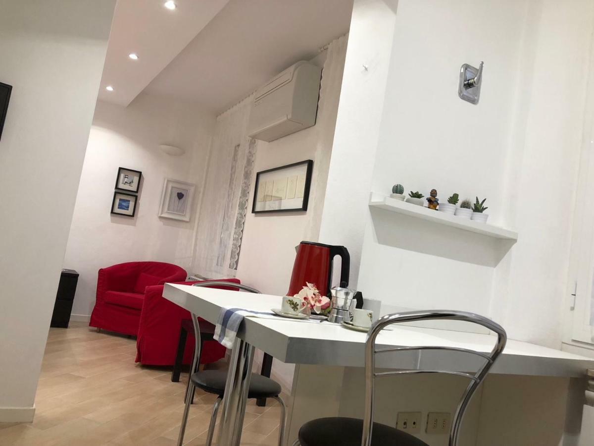 Temporary House Vicolo Colombina Apartment Bologna Luaran gambar