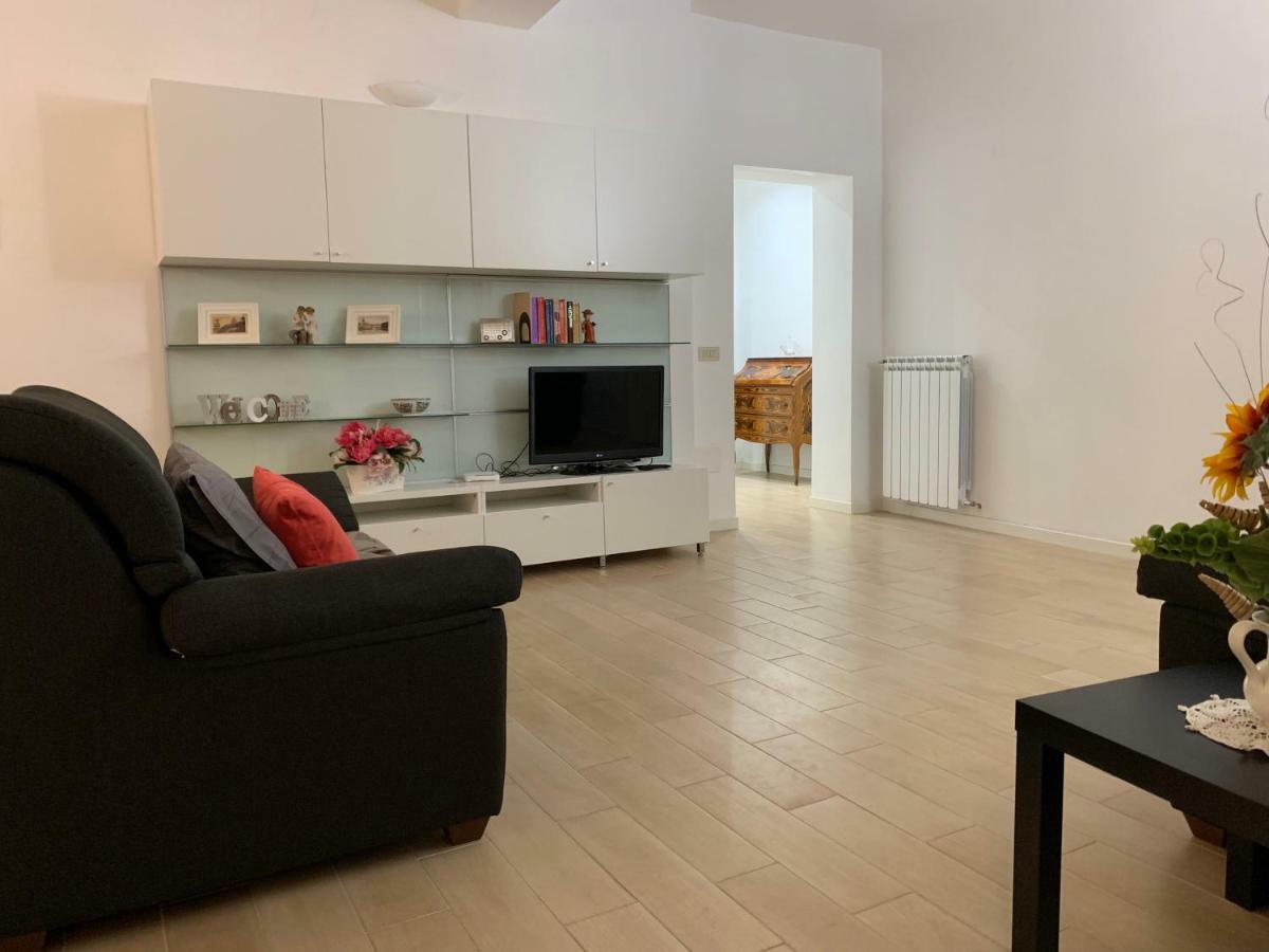 Temporary House Vicolo Colombina Apartment Bologna Luaran gambar