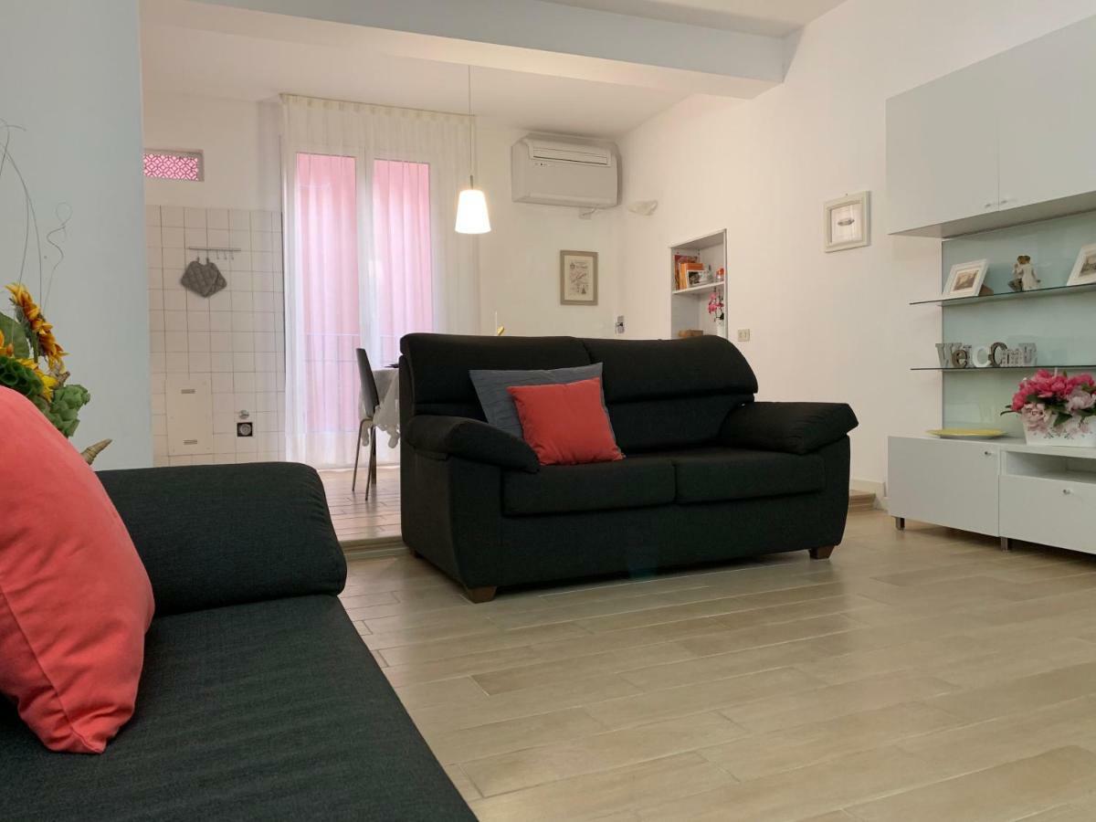 Temporary House Vicolo Colombina Apartment Bologna Luaran gambar