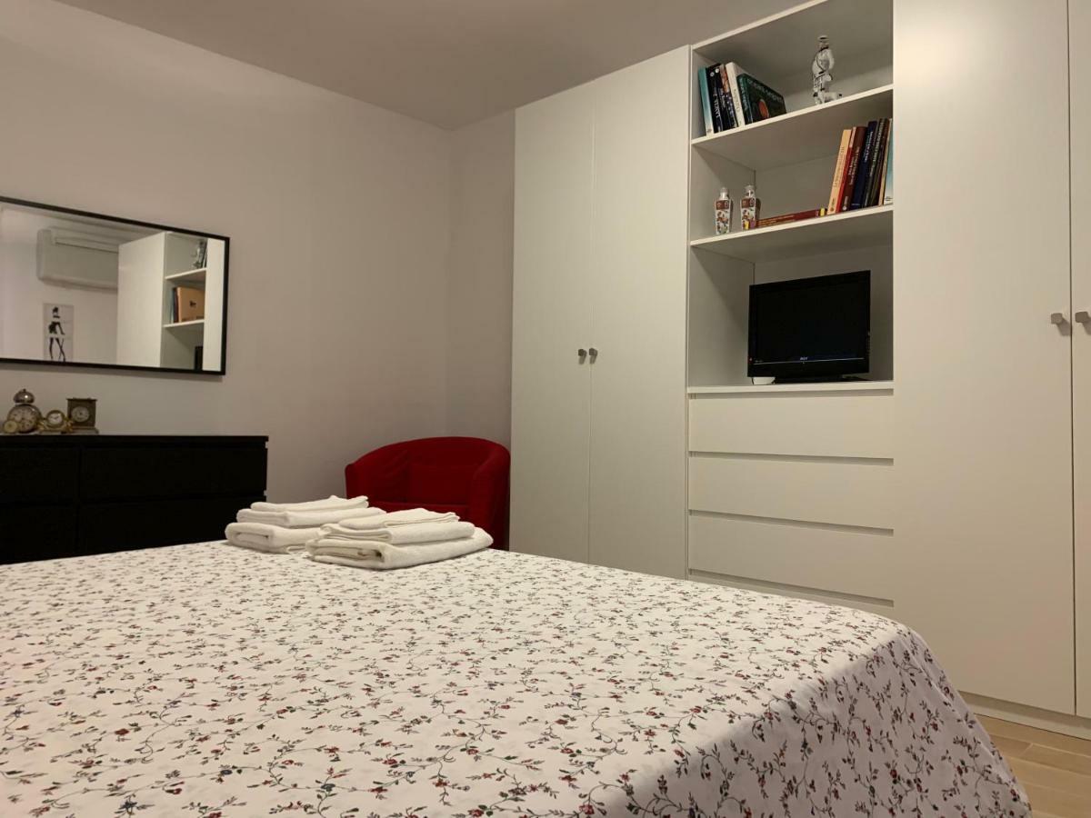 Temporary House Vicolo Colombina Apartment Bologna Luaran gambar